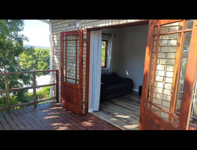 2 BEDROOM PROPERTY TO RENT IN GRAHAMSTOWN